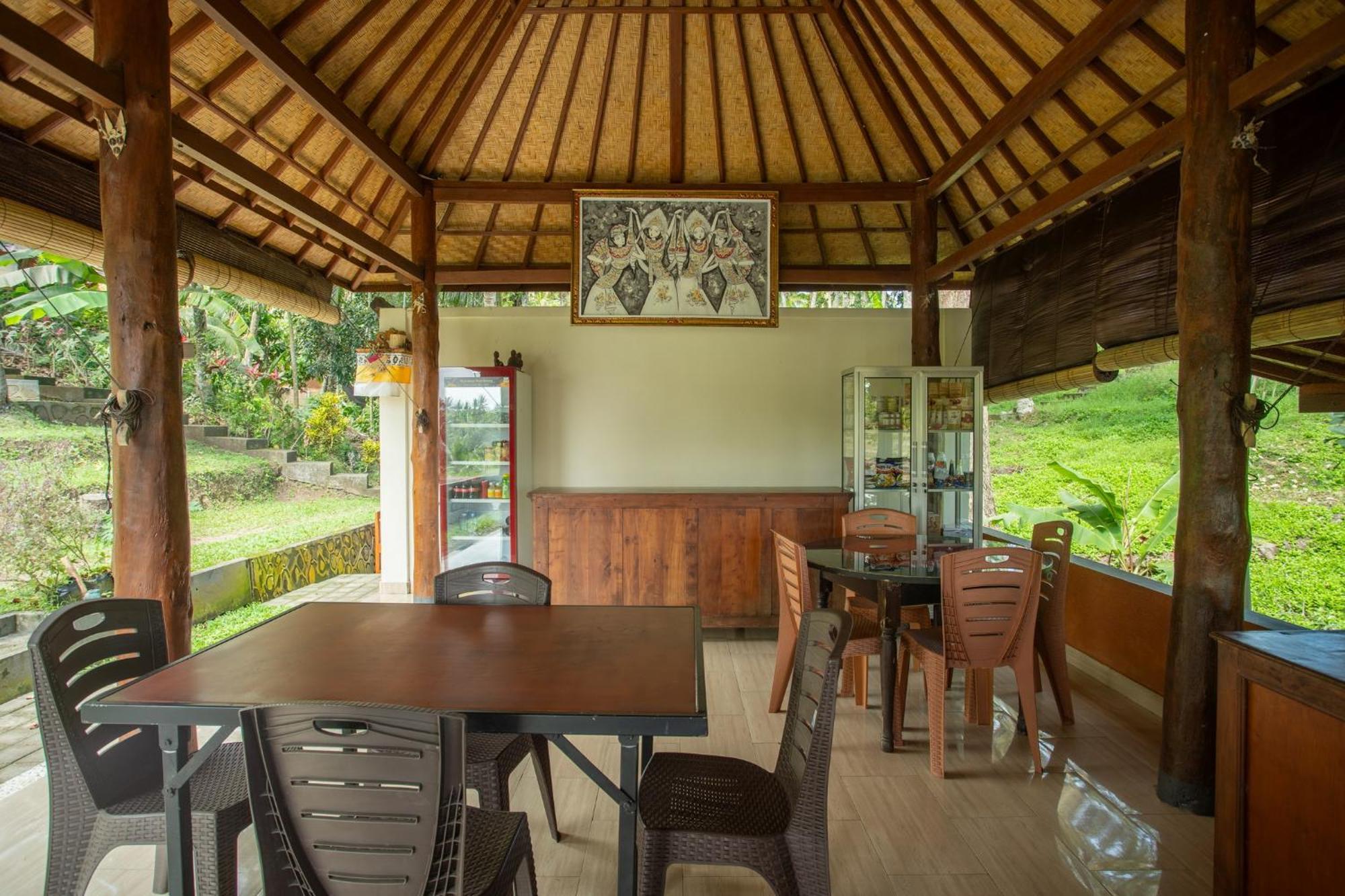 Pondok Hari Baik Balian Bagian luar foto