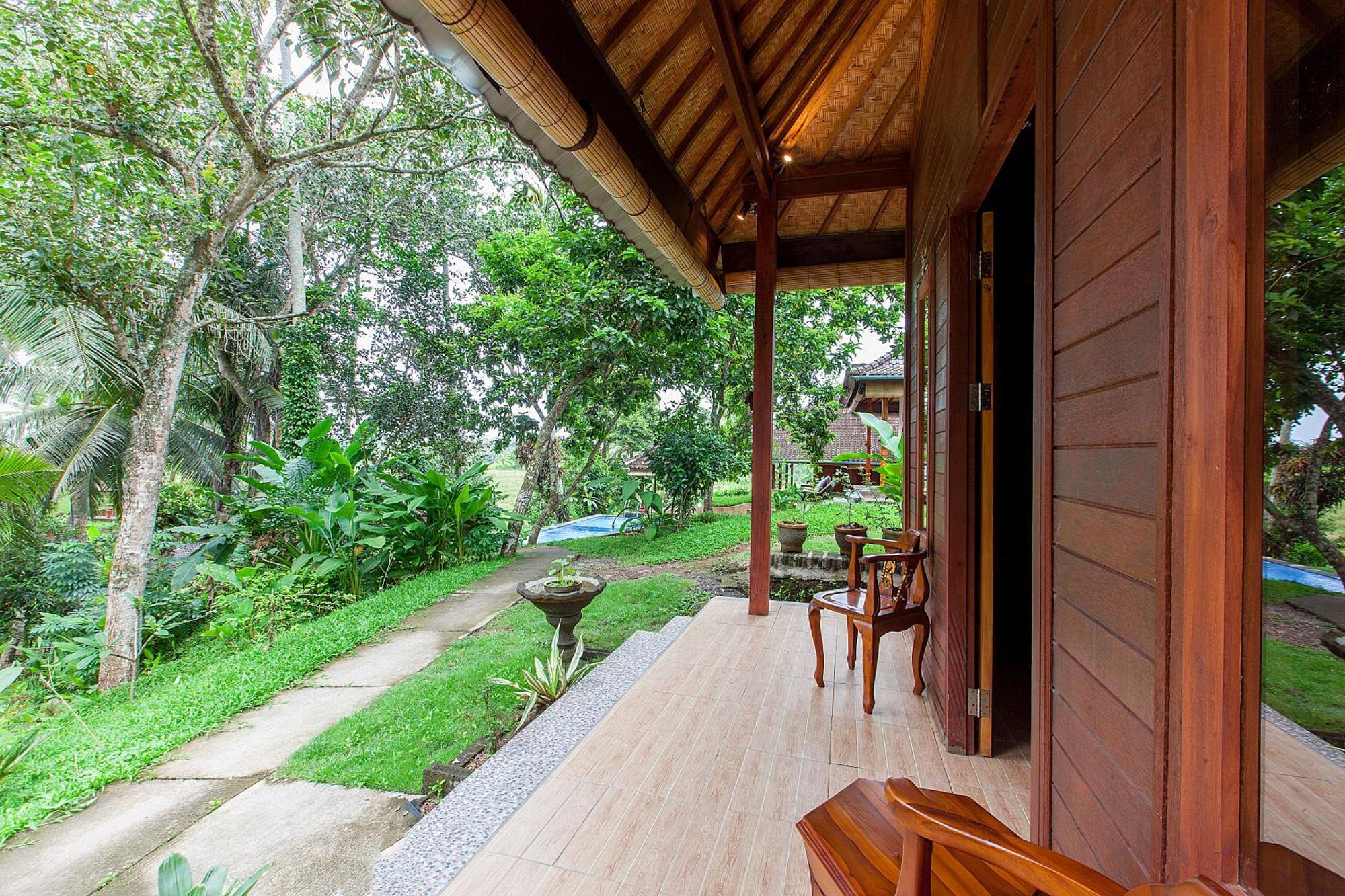 Pondok Hari Baik Balian Bagian luar foto